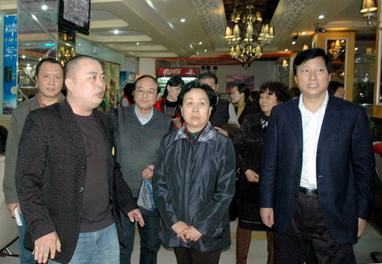 省关工委调研泸州龙马潭区关心下一代工作开展情况(图1)