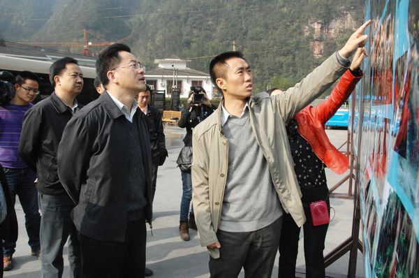 泸州市委副书记刘强调研古蔺(图1)