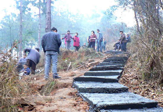牛滩镇：“一事一议”顺民心&nbsp;财政奖补惠民生(图1)