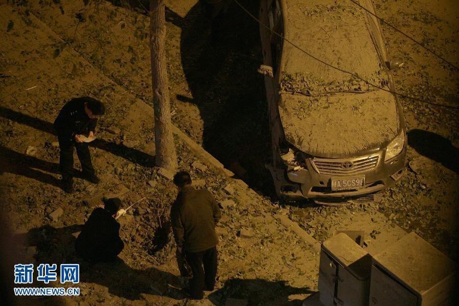 武汉1家建行网点门前爆炸致2人死亡15人受伤(图10)