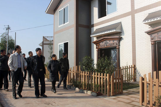 龙车镇：建设新农村&nbsp;参观开眼界&nbsp;学习添动力