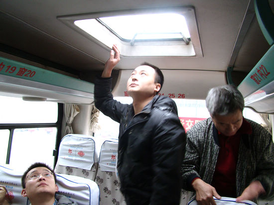 吸取"11.30"事故教训&nbsp;泸州客运企业开展消防演练(图8)