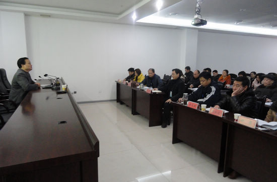 大山坪街道邀请专家宣讲十七届六中全会精神(图3) 大山坪街道邀请专家宣讲十七届六中全会精神(图3)