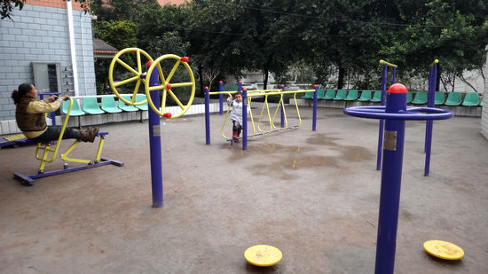 华阳街道：新风小区蝶变之路(图1)