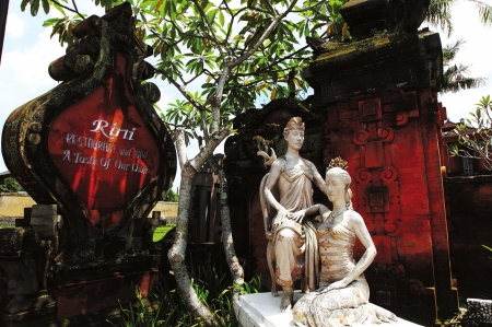 阳光海滩&nbsp;够不够你狂欢(图1)