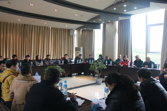 叙永：商家联名上书　政府专题研究古街“停车难”(图1)