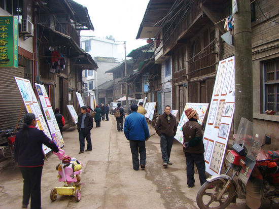 宜宾县泥溪镇举办师生迎春书画展(图1)