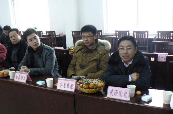 牛滩镇:政企欢聚一堂 共商发展大计(图2) 牛滩镇:政企欢聚一堂 共商发展大计(图2)