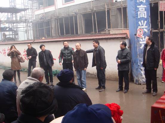 泸县：寒冬送温暖&nbsp;&nbsp;情暖老人心(图1)