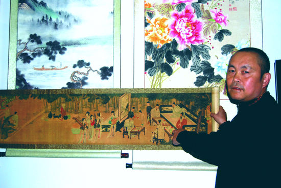 泸州一收藏爱好者藏品逾千件&nbsp;倾毕生积蓄只为收藏(图1)