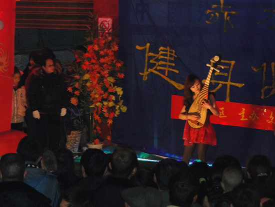 叙永赤水：小镇“春晚”&nbsp;群众盛赞(图3)