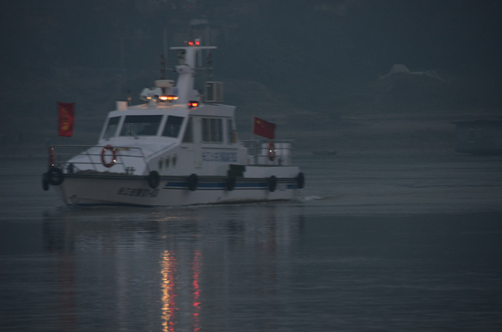 长航泸州公安全力守护元宵节水域平安(图3)