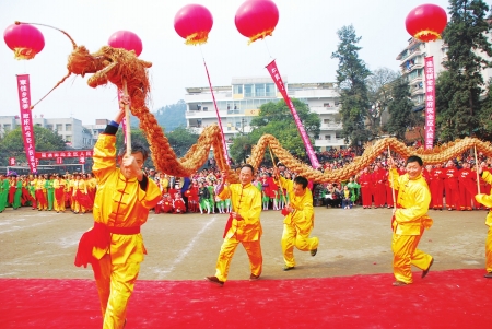 川南四小龙闹元宵&nbsp;欢欢喜喜过大年(图3)