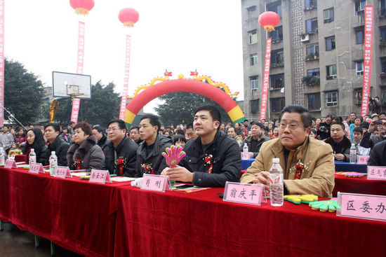 龙车镇：民俗“班打狮子”迎元宵(图1)