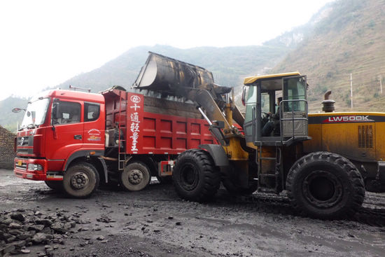 满目春风扑面来——川煤威达公司叙永煤矿节后见闻(图3)