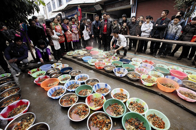 求吉利保平安&nbsp;龙年到宜宾江南镇吃龙肉(图5)