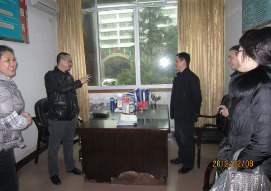 泸州市司法局调研合江县社区矫正与安置帮教工作(图1) 泸州市司法局调研合江县社区矫正与安置帮教工作(图1)
