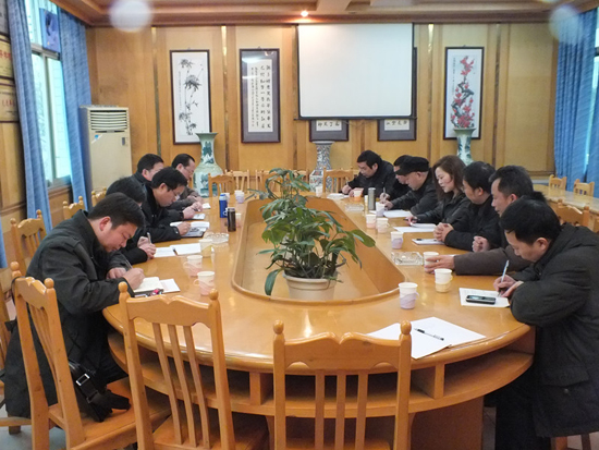 宜宾市教育局领导到宜宾县一中检查开学工作