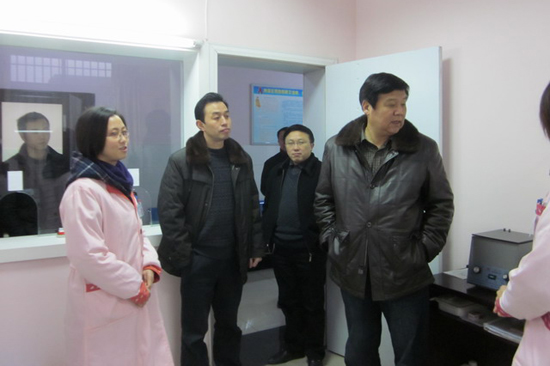 省计生委巡视员韩保元到纳溪计划生育服务站调研