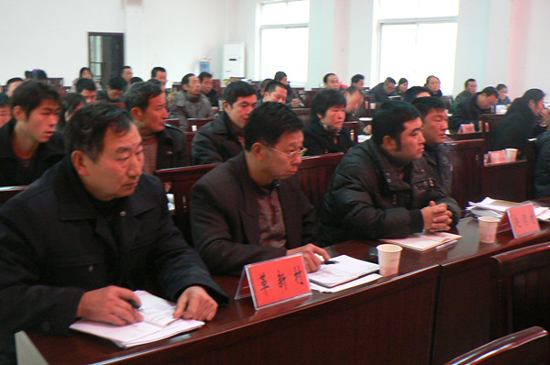 牛滩镇:抓培训 促生产 确保旱育秧苗质量关(图2) 牛滩镇:抓培训 促生产 确保旱育秧苗质量关(图2)