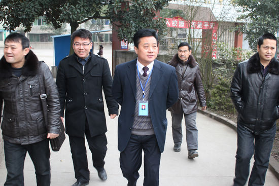 喻寺镇：提升教育名镇办学质量&nbsp;构建和谐校园(图1)