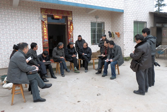 农业部政法司副司长黄延信一行到大桥镇调研(图1)