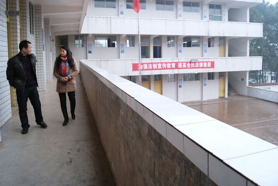大石乡：开展校园安全检查&nbsp;建立长效机制