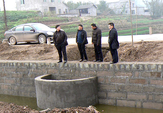 牛滩镇:创先争优谋发展 抗旱减灾保春耕(图3) 牛滩镇:创先争优谋发展 抗旱减灾保春耕(图3)