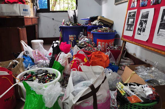 为环保做贡献!宜宾育才中学废旧电池回收超11万节(图3)