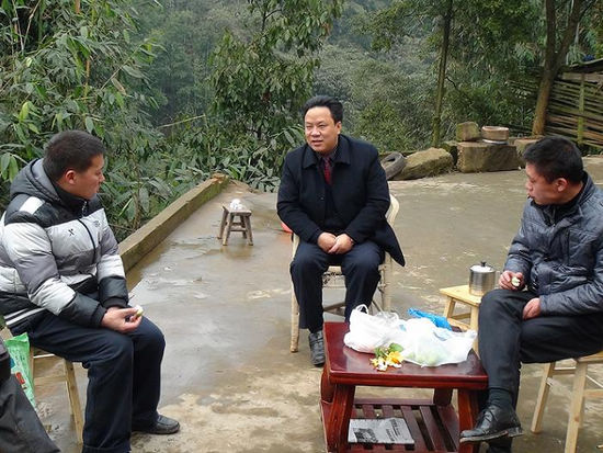 五通镇：干部新春走基层&nbsp;为民办事谋发展(图1)