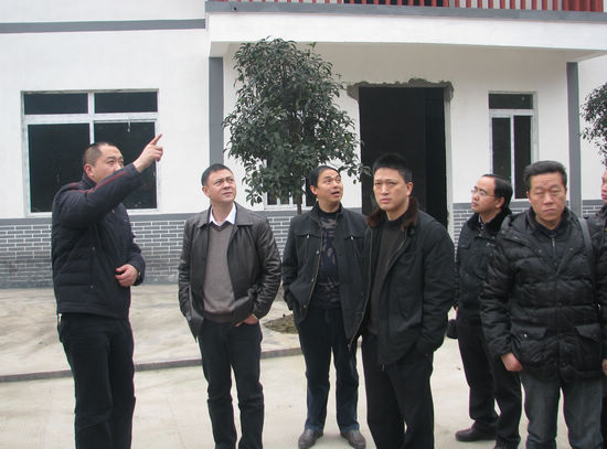 水尾镇迎来泸县新农村建设考察团(图2)