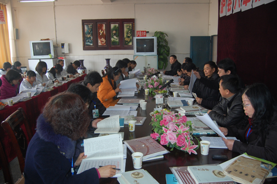 为“教师作家群”专门召开作品研讨会&nbsp;泸州首次(图4)