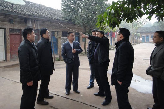 遇雨出行靠滑&nbsp;宜宾县将解决大塔师生"出行难"问题(图1)