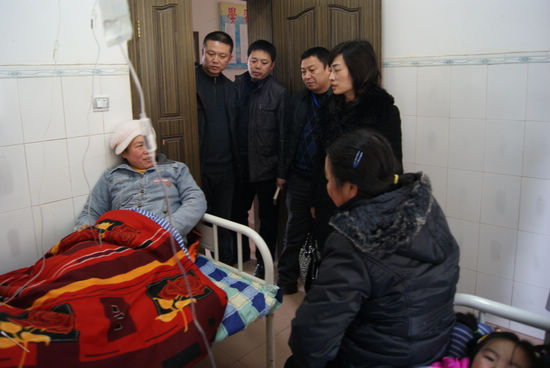 叙永县副县长到大石乡检查春季疾病防控(图2)