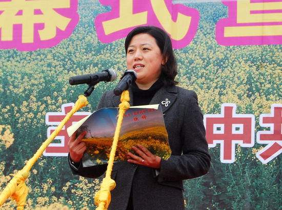 江阳区“踏青节”开幕 掀起酒城近郊旅游热(图6) 江阳区“踏青节”开幕 掀起酒城近郊旅游热(图6)