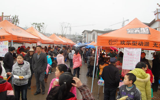 江阳区“踏青节”开幕 掀起酒城近郊旅游热(图18) 江阳区“踏青节”开幕 掀起酒城近郊旅游热(图18)