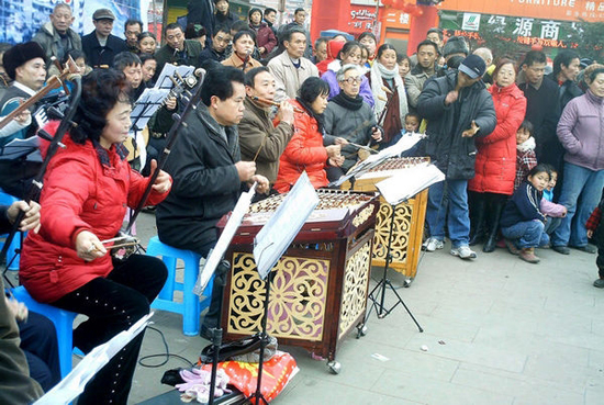 叙永老人歌舞娱乐文明迎“三八”(图3)