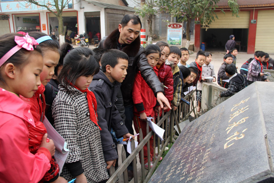 龙车学生：寻找春天&nbsp;拥抱家乡(图1)