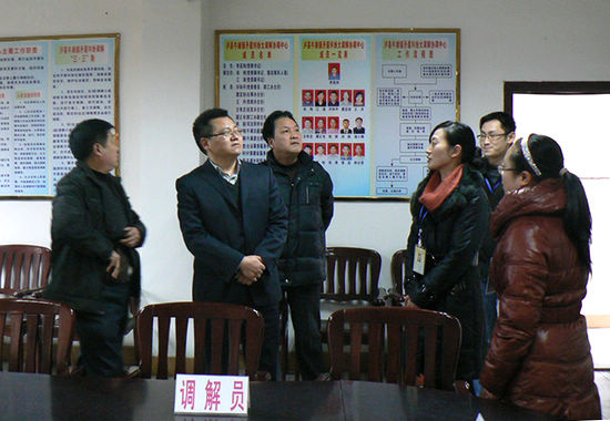 四川省司法厅领导一行深入泸县牛滩司法所调研(图1)