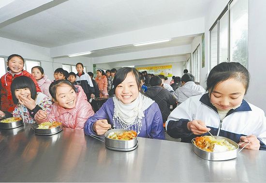 【关注教育】“3元营养餐”怎么才吃得好？(图1)