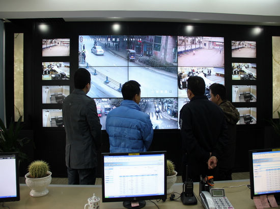 智能交通连“天网”&nbsp;宜宾县擦亮“千里眼”(图1)