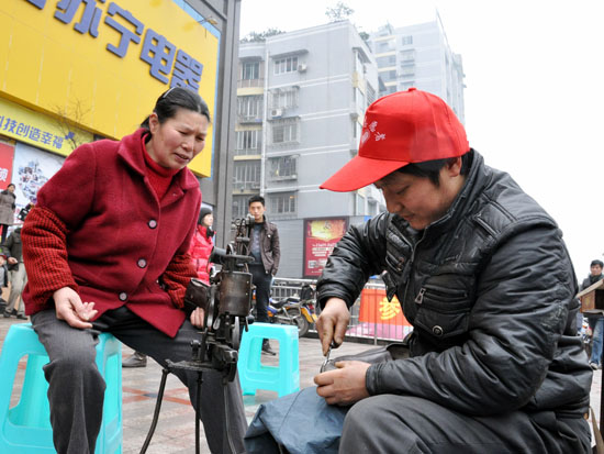 龙马潭区：万名“活雷锋”服务城乡群众(图5)