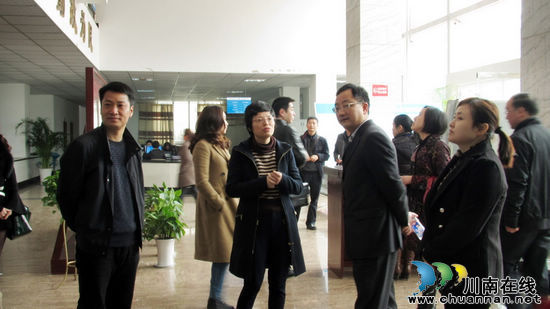 德阳市政务服务系统领导到泸州通滩镇考察交流(图1)