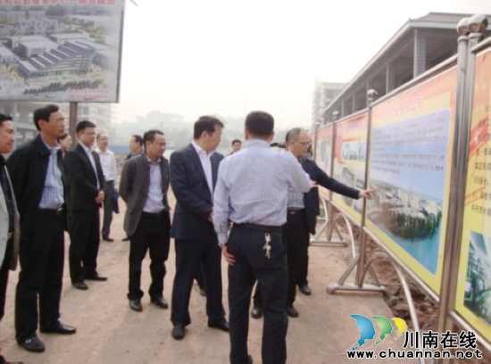 泸州市委常委、市委组织部长蒲芝龙到合江检查指导(图2) 泸州市委常委、市委组织部长蒲芝龙到合江检查指导(图2)