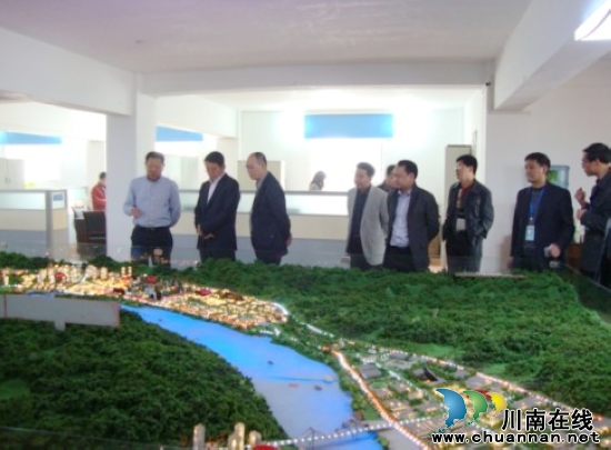 泸州市委常委、市委组织部长蒲芝龙到合江检查指导(图1) 泸州市委常委、市委组织部长蒲芝龙到合江检查指导(图1)
