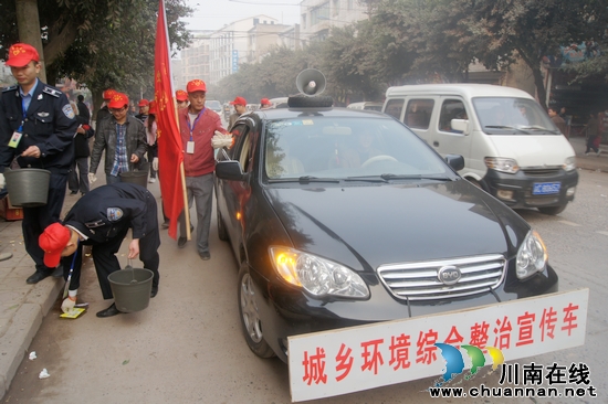 太伏镇：学雷锋行动进行时