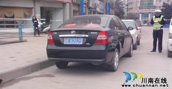 古蔺交警：严打违章停车&nbsp;保交通安全