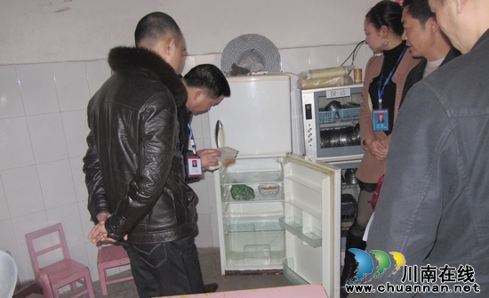 马岭镇：对民办幼儿园进行安全检查(图2)