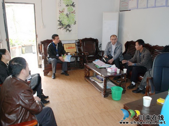 泸州市市委组织部调研龙马潭区人才工作(图3)