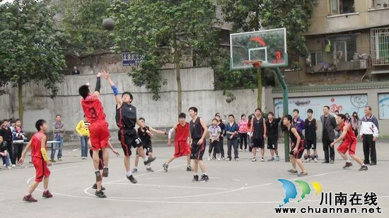 叙永二中春季篮球运动会安全圆满谢幕(图1) 叙永二中春季篮球运动会安全圆满谢幕(图1)